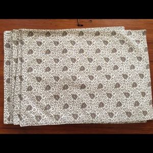 Williams Sonoma Floral Placemats (8 pieces)